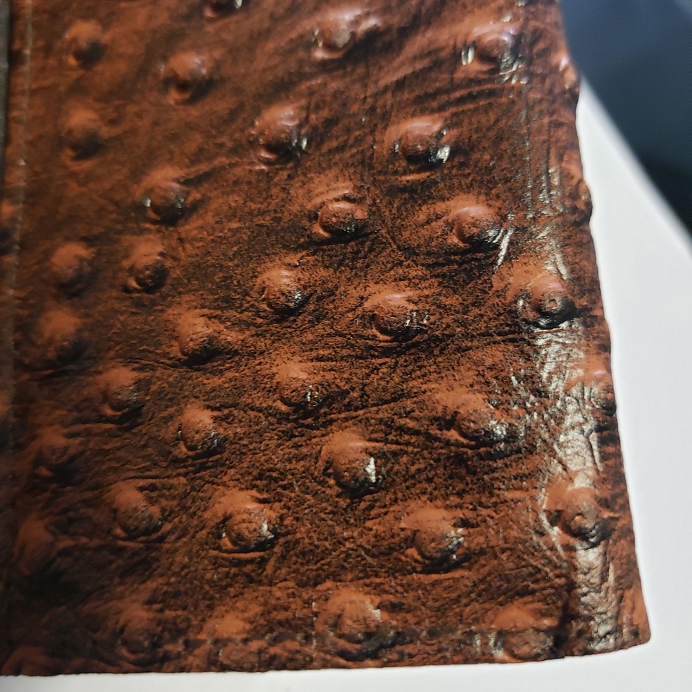 New leather wallet